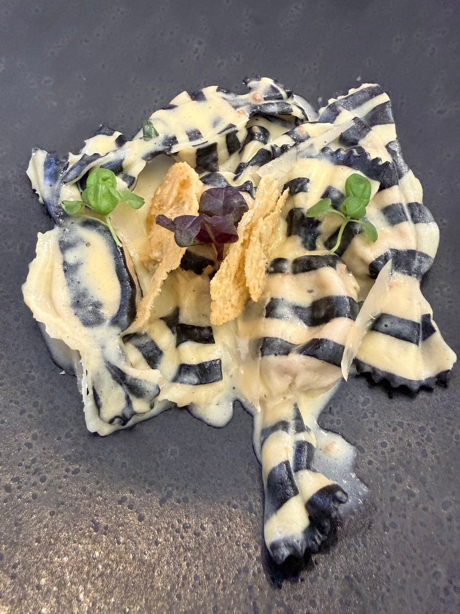 Handmade caramelle pasta